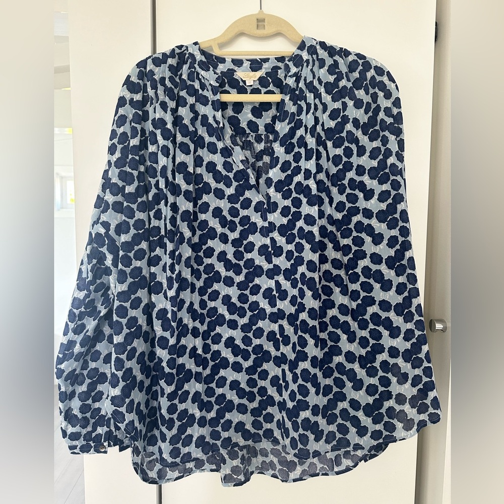 NWOT Layla cotton blouse. Size M